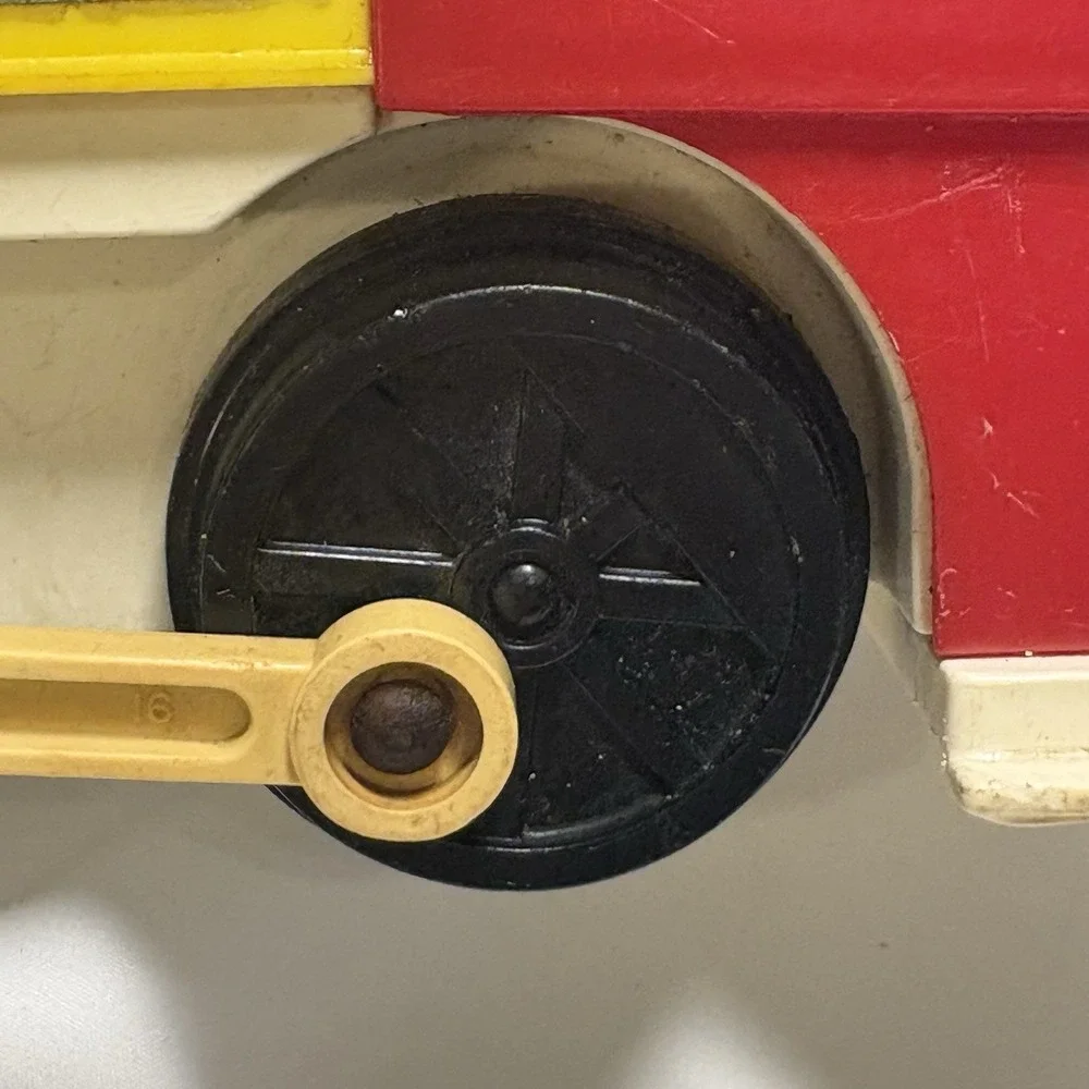 Vintage 1973 Fisher Price‎ Little People Circus Train Engine #991 Whistle Works